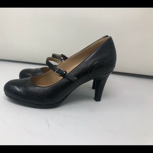 Naturalizer N5 Contour Shoes - Size 7 - Black